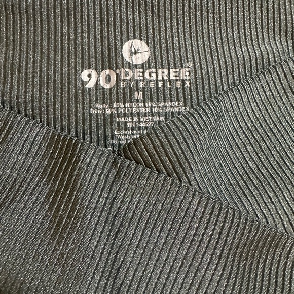 LOT of 2 Unique FABLETICS Velvet Red and Green shiny Leggings Sz M - Picture 12 of 14